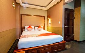 Capital O 2622 Hotel Karasak Santun  3*